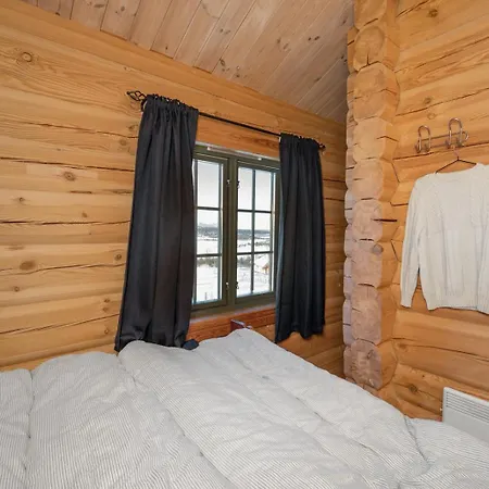 Hytteperle Gala, Vakre Lauvasen, Honhuset *