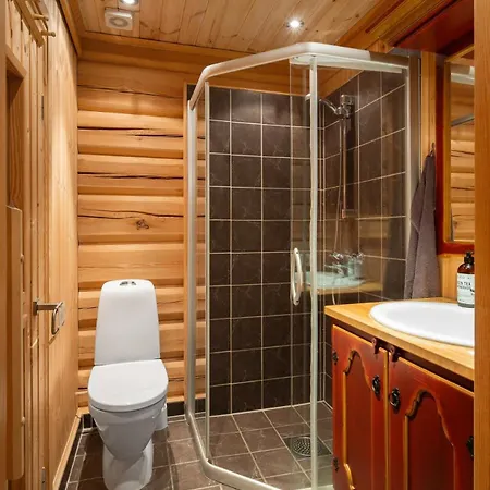 Hytteperle Gala, Vakre Lauvasen, Honhuset Sør-Fron