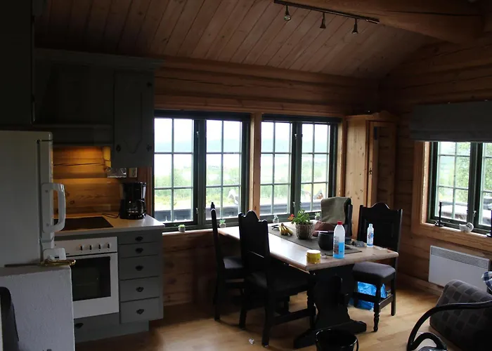 Hytteperle Gala, Vakre Lauvasen, Honhuset בית נופש Sør-Fron