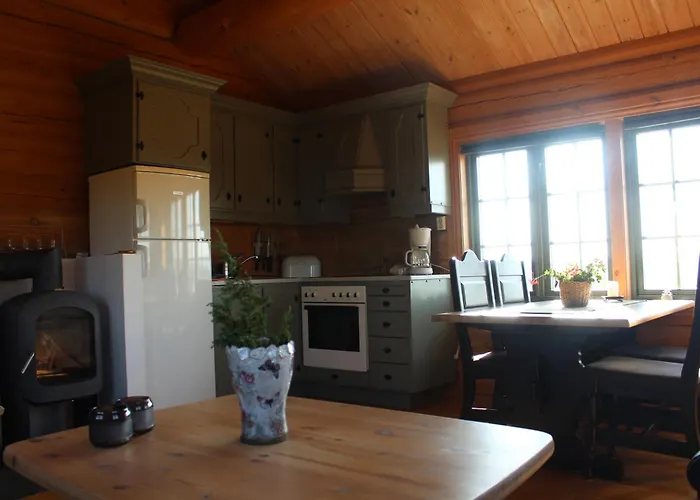 Hytteperle Gala, Vakre Lauvasen, Honhuset *