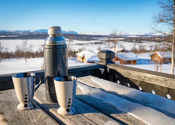 Hytteperle Gala, Vakre Lauvasen, Honhuset *