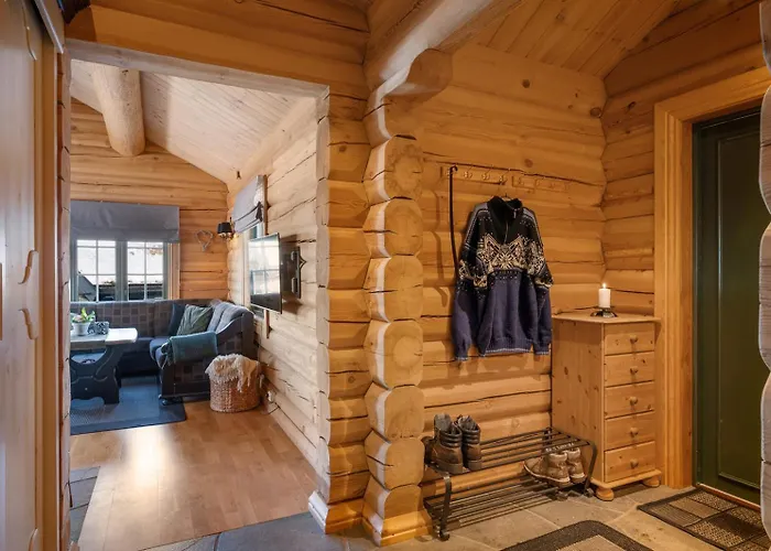 Hytteperle Gala, Vakre Lauvasen, Honhuset