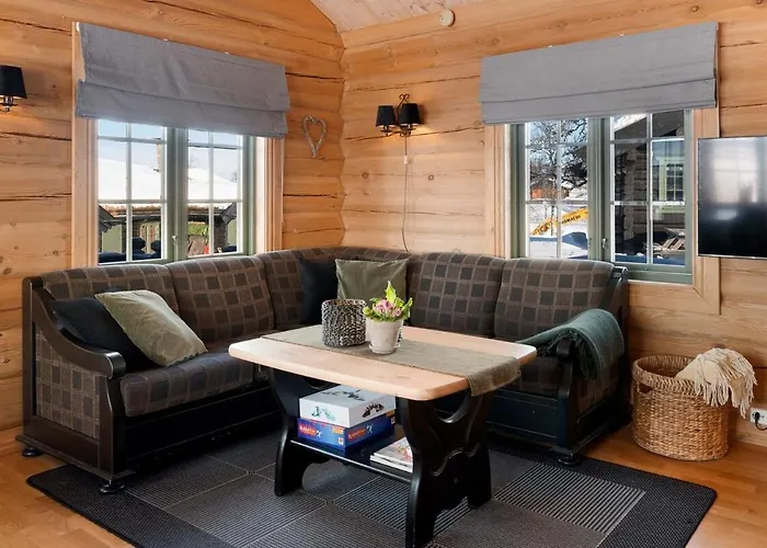 Hytteperle Gala, Vakre Lauvasen, Honhuset