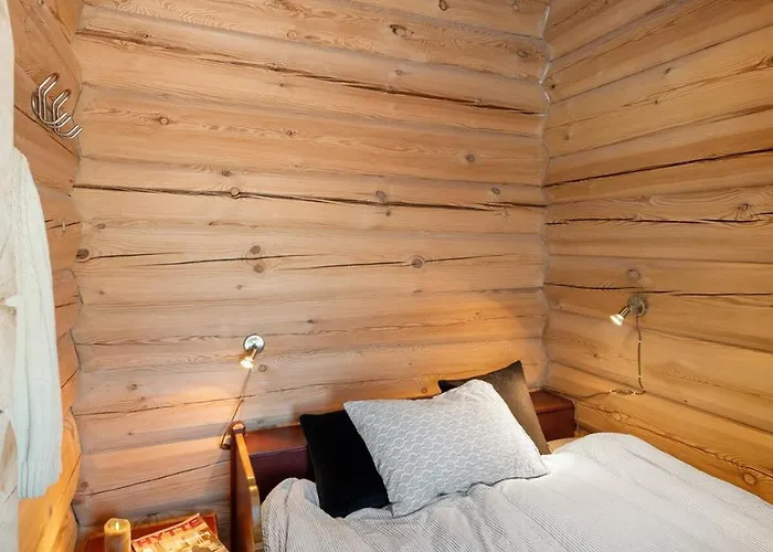 Hytteperle Gala, Vakre Lauvasen, Honhuset *