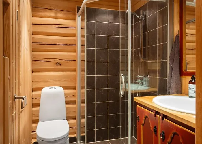 Hytteperle Gala, Vakre Lauvasen, Honhuset Sør-Fron